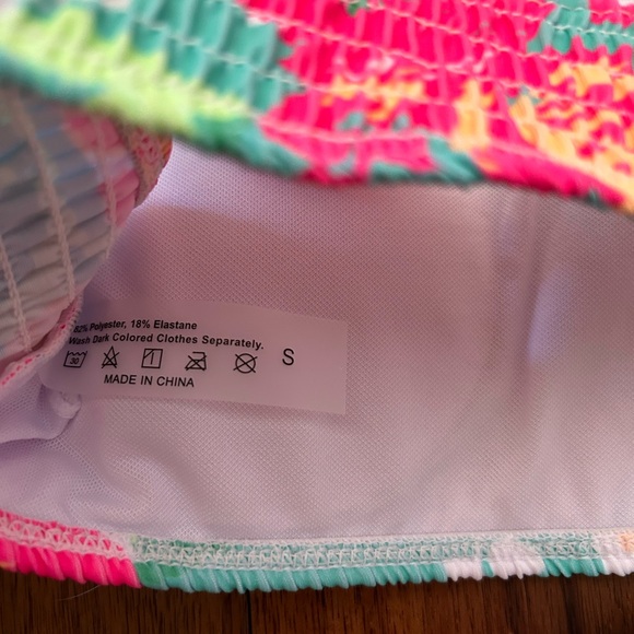 3 for $15🚨 NWT Bright Floral Bikini - Picture 7 of 7
